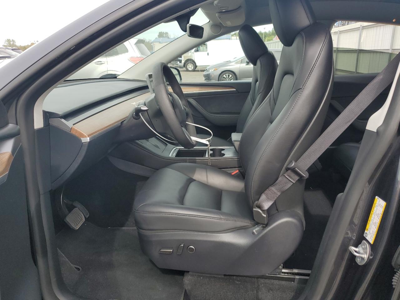 2025 Tesla Model Y VIN: 7SAYGAEEXSF294894 Lot: 81887075