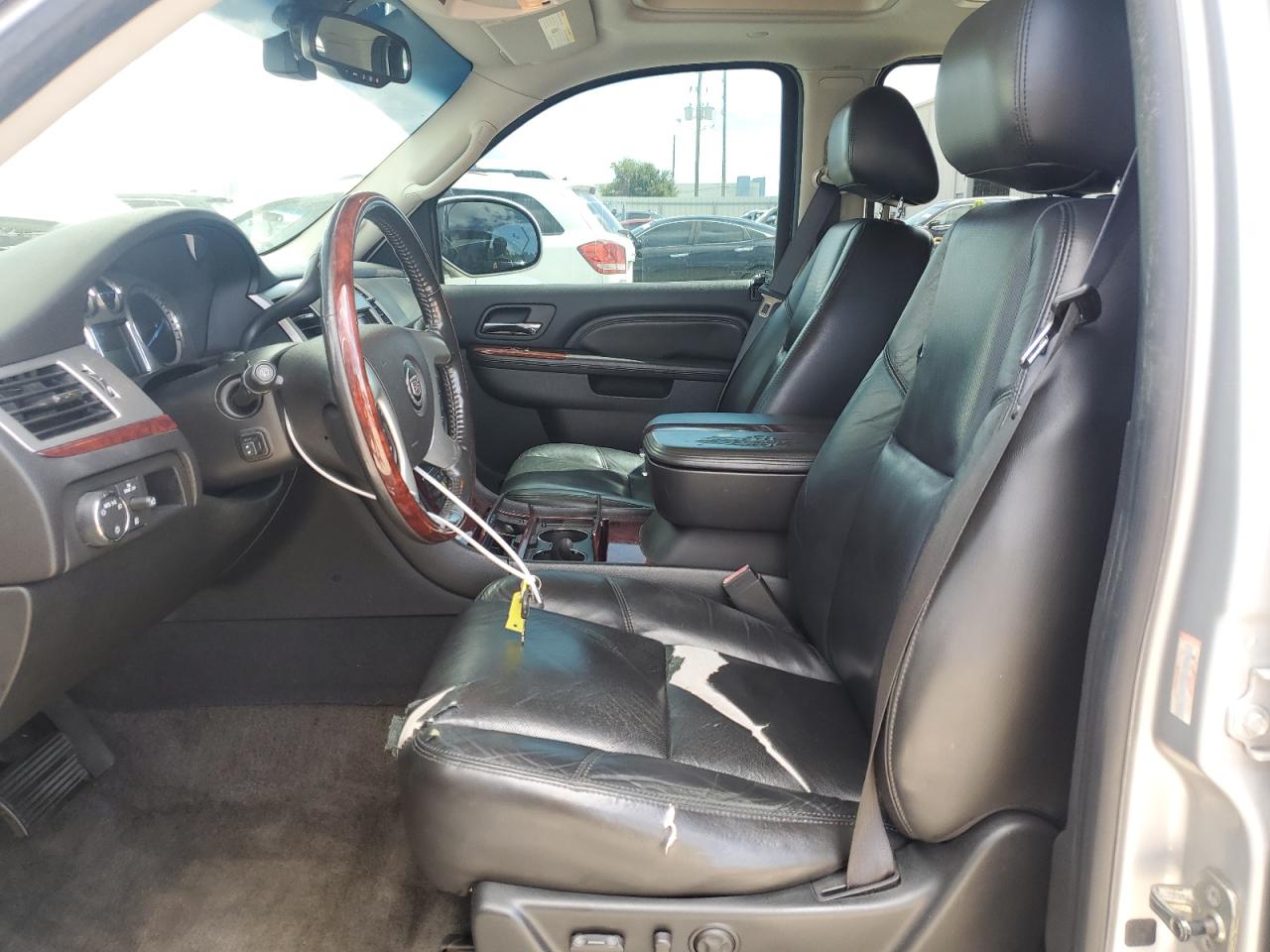 2010 Cadillac Escalade Premium VIN: 1GYUCCEF1AR152450 Lot: 82088245