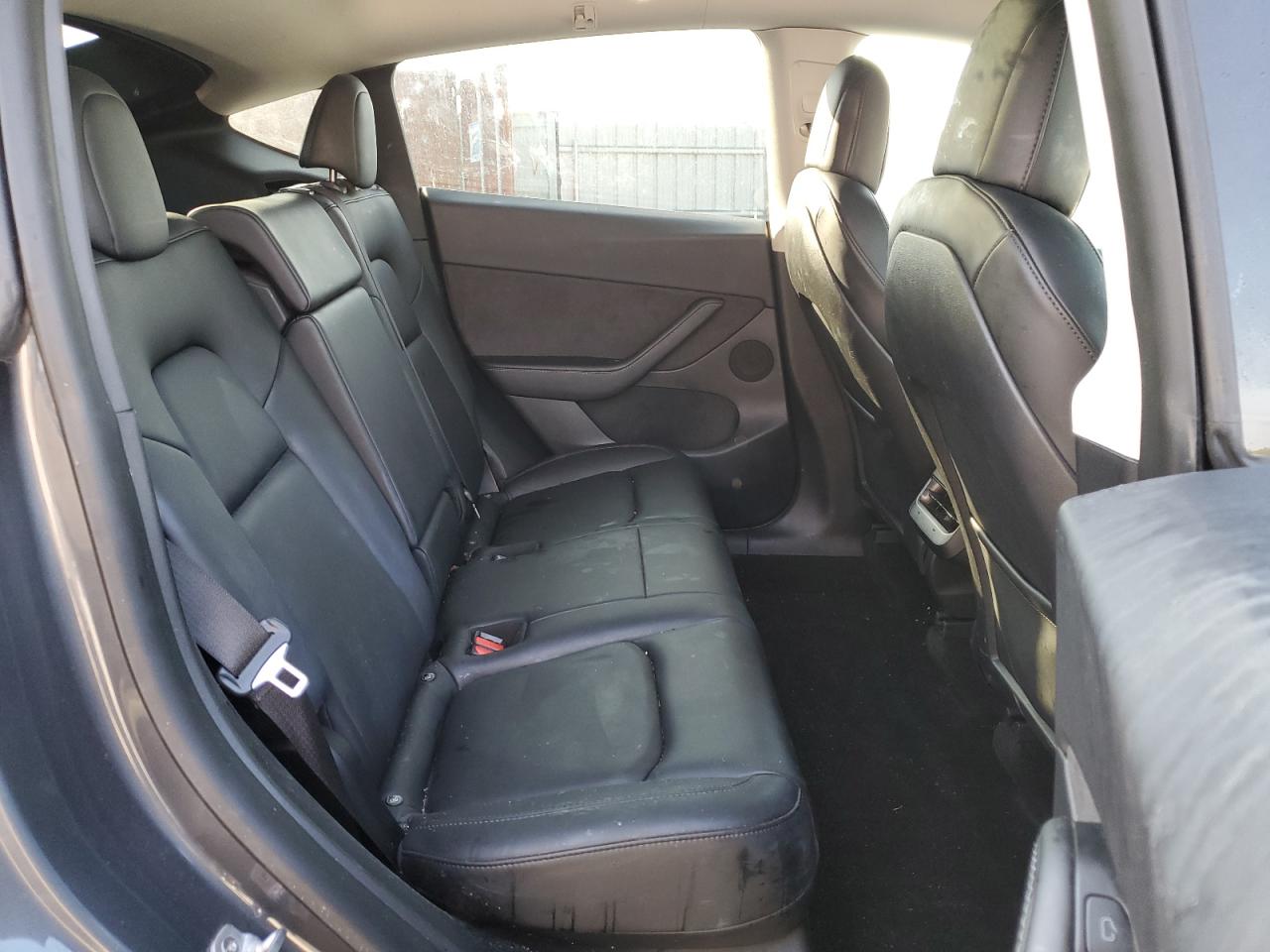 2021 Tesla Model Y VIN: 5YJYGDEF6MF249588 Lot: 81545595