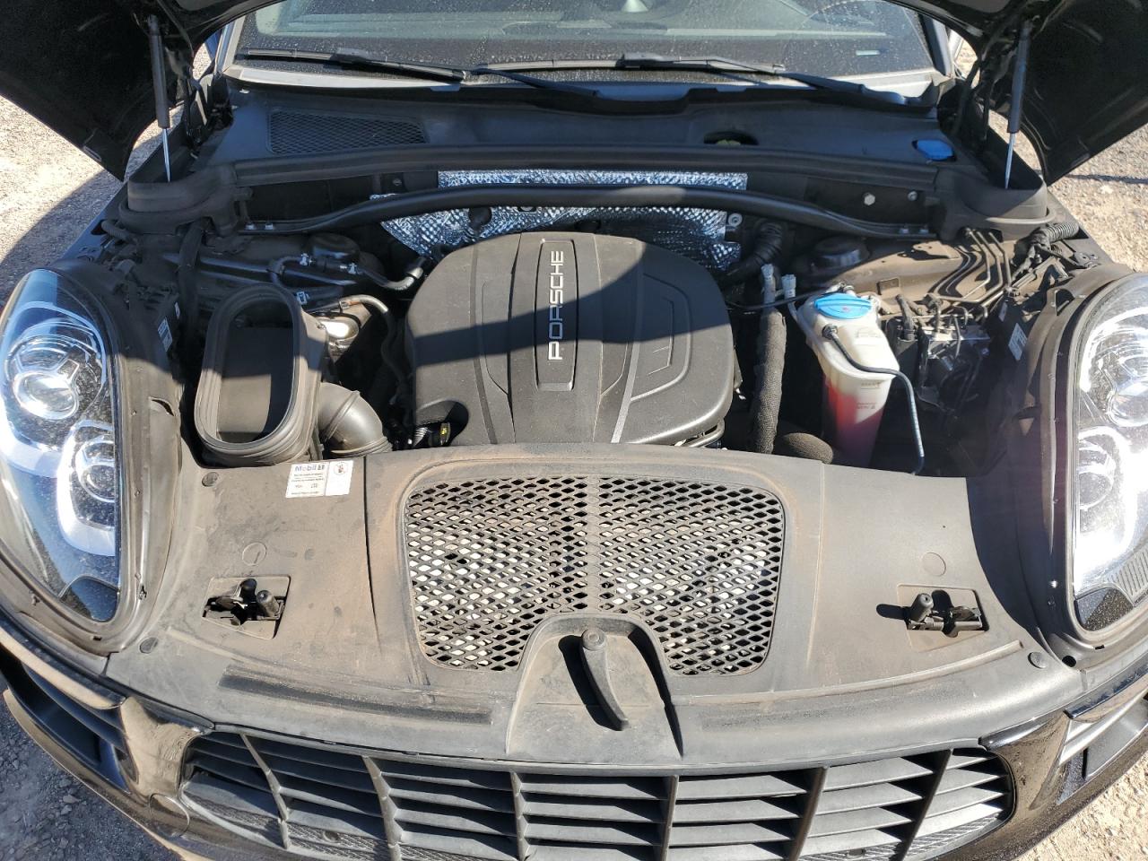 2018 Porsche Macan VIN: WP1AA2A5XJLB07286 Lot: 82153645