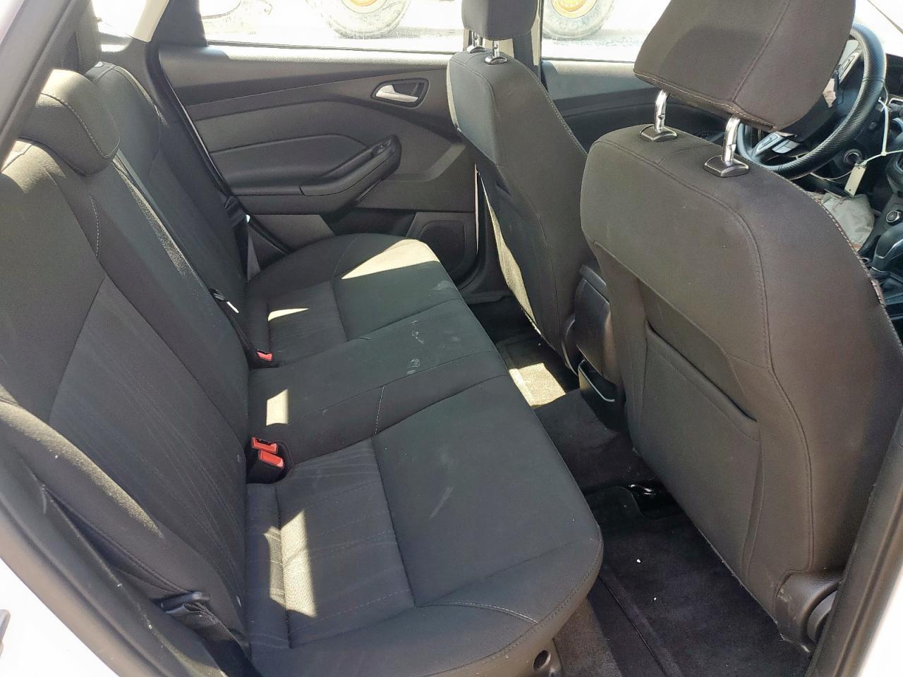 2017 Ford Focus Se VIN: 1FADP3F22HL320265 Lot: 80762535