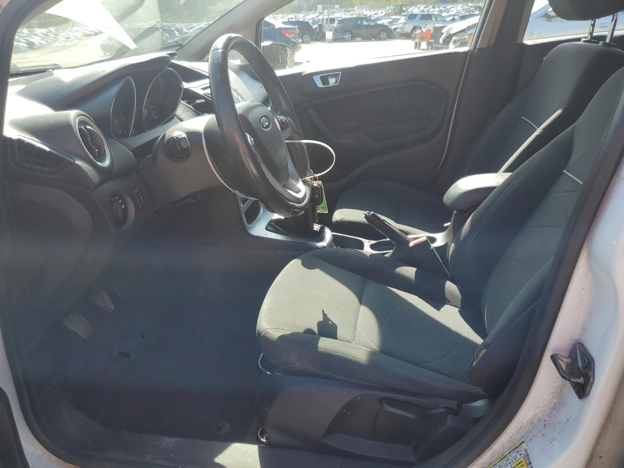 2014 Ford Fiesta Se VIN: 3FADP4EJ2EM243535 Lot: 84563795