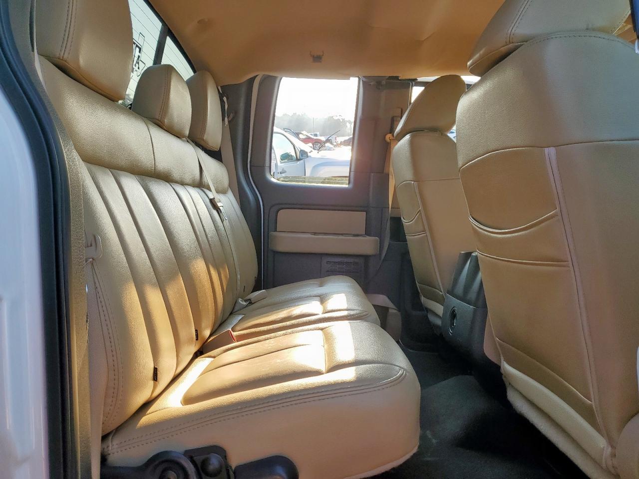 2011 Ford F150 Super Cab VIN: 1FTFX1CT6BFA64464 Lot: 81035965