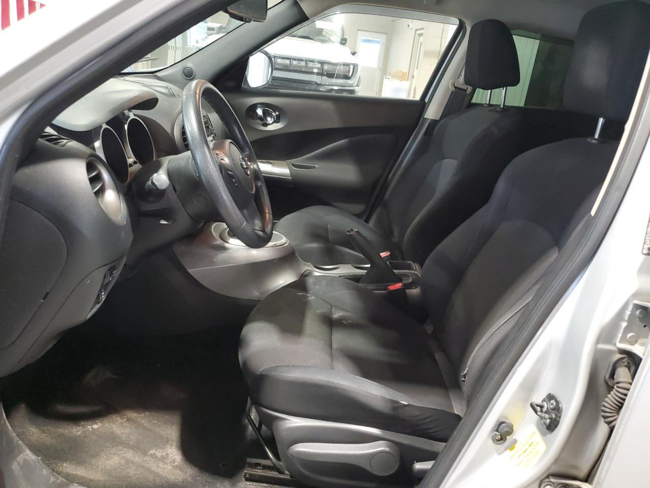 2014 Nissan Juke S VIN: JN8AF5MV8ET358964 Lot: 81701435