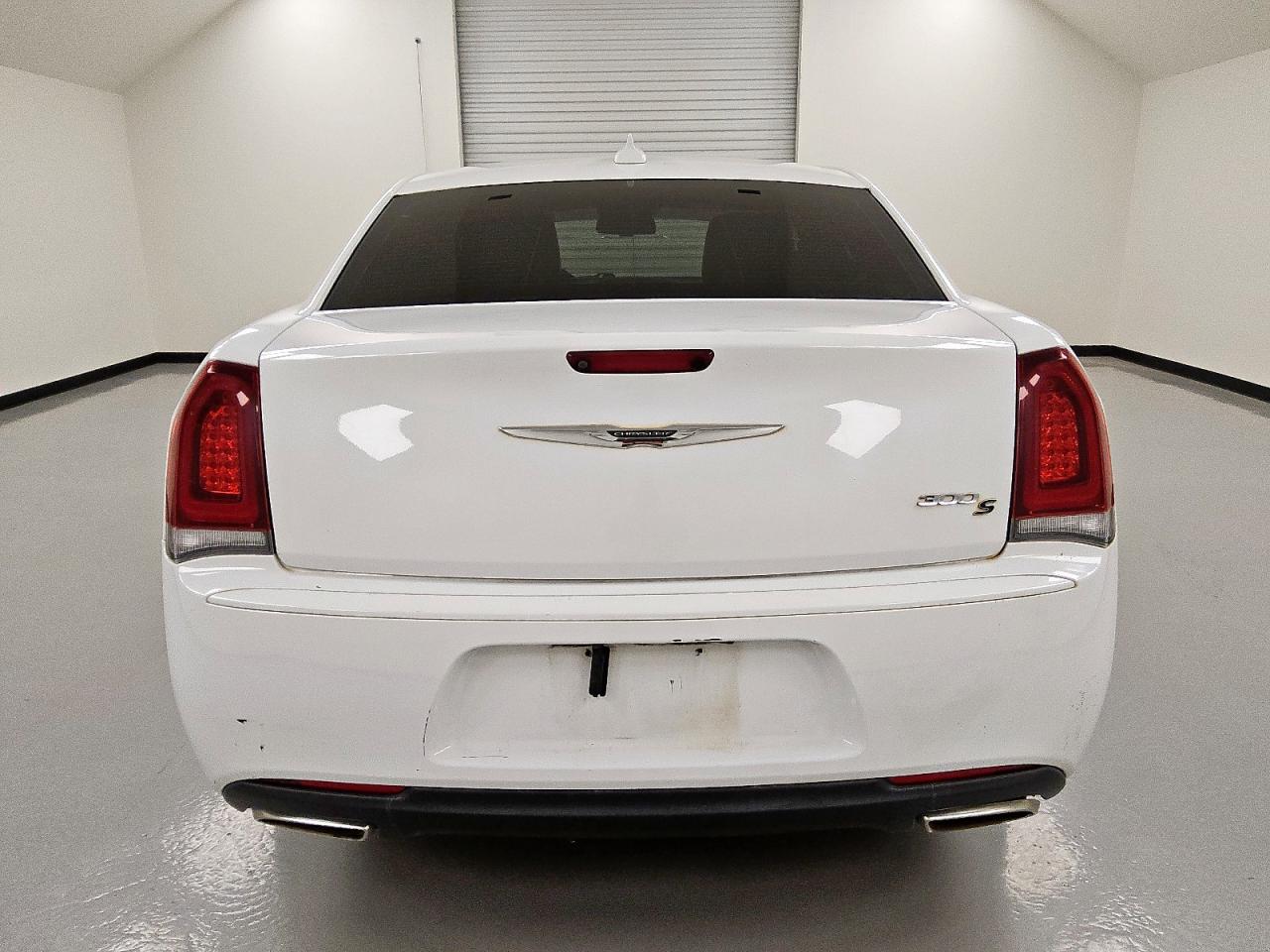 2019 Chrysler 300 S VIN: 2C3CCABG8KH566009 Lot: 81253795