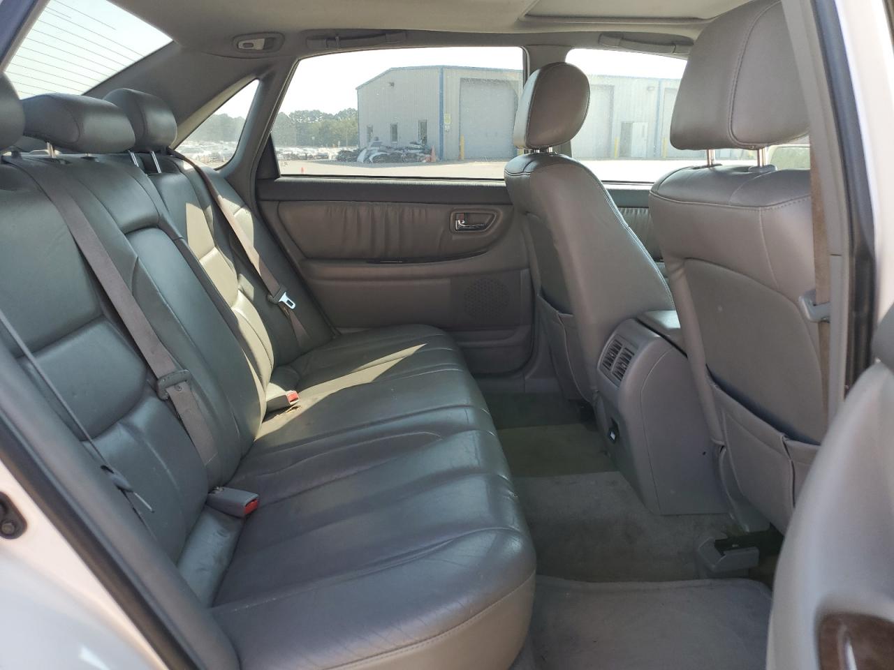 2000 Toyota Avalon Xl VIN: 4T1BF28B7YU094354 Lot: 89907965