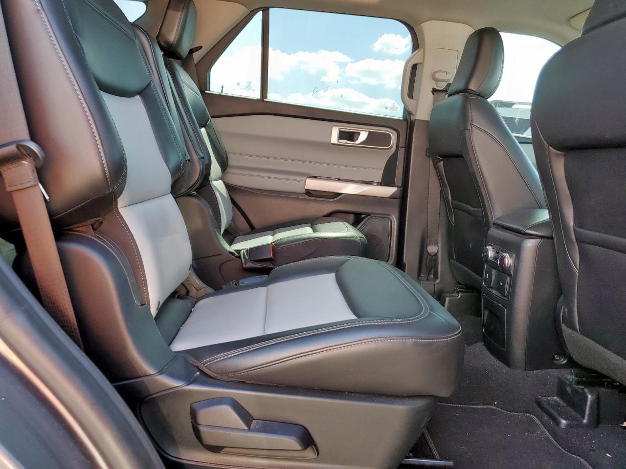 2022 Ford Explorer Xlt VIN: 1FMSK7DH9NGC30237 Lot: 84262095