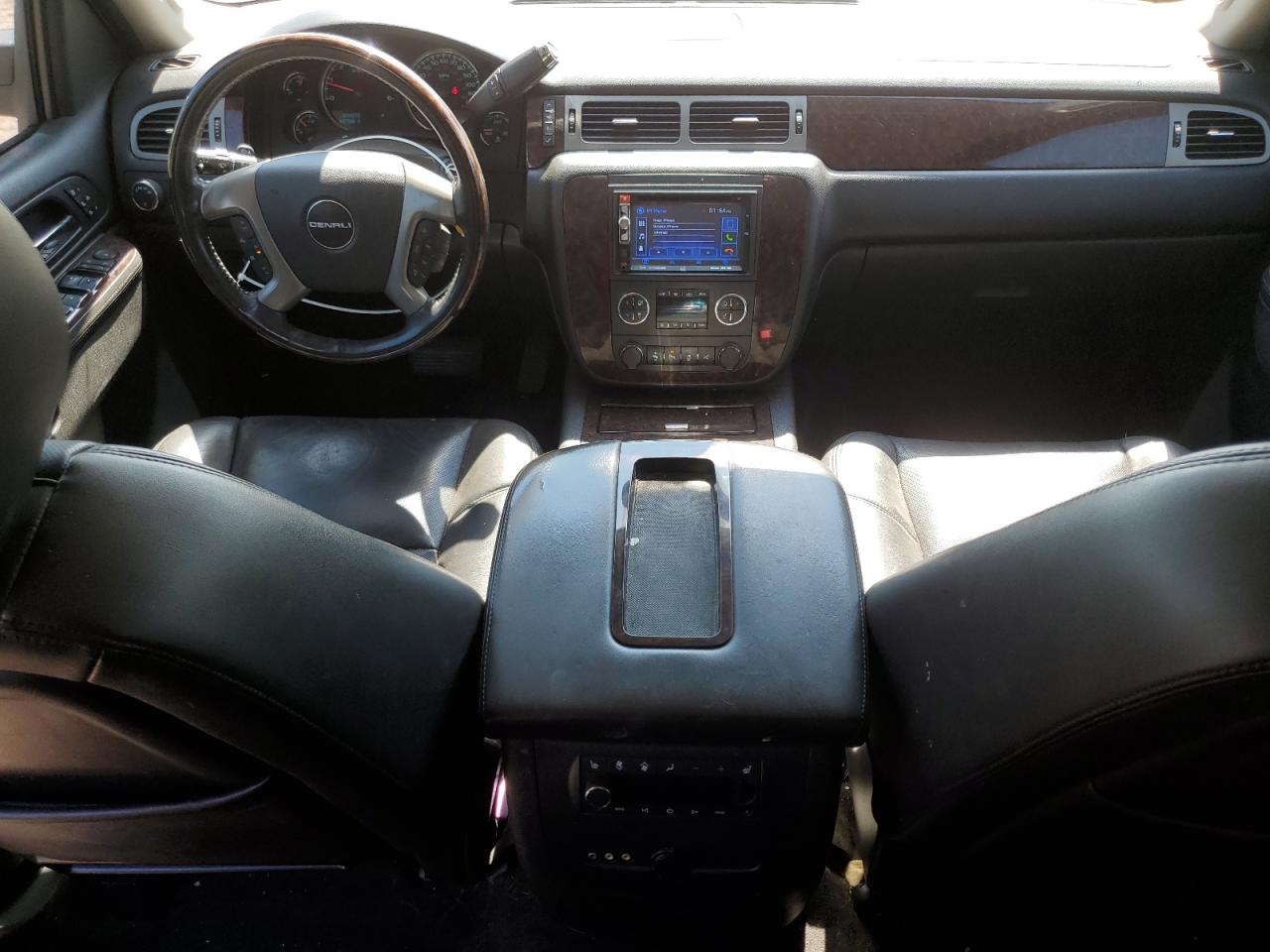 2013 GMC Yukon Xl Denali VIN: 1GKS2MEF5DR200708 Lot: 70676495