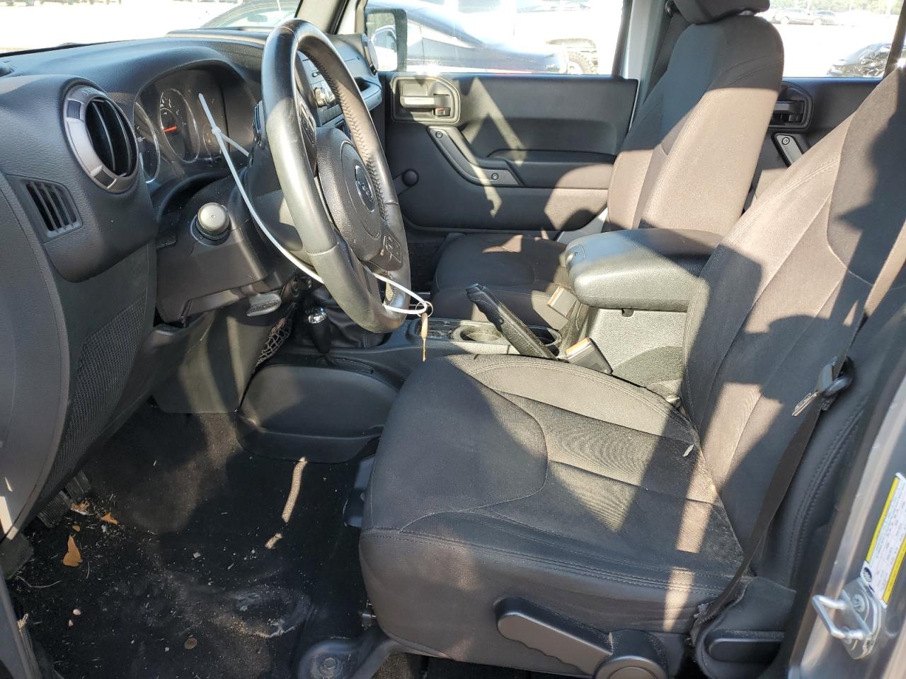 2018 Jeep Wrangler Unlimited Sport VIN: 1C4BJWDG6JL869606 Lot: 71824045