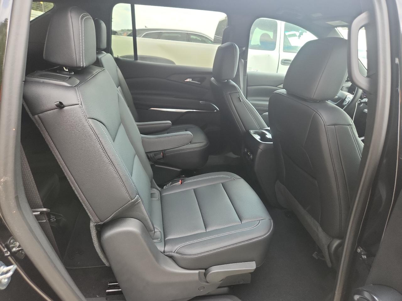 2025 Chevrolet Traverse Lt VIN: 1GNERGRS9SJ240273 Lot: 81717975