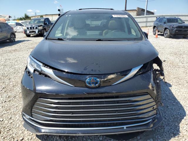  TOYOTA SIENNA 2021 Черный
