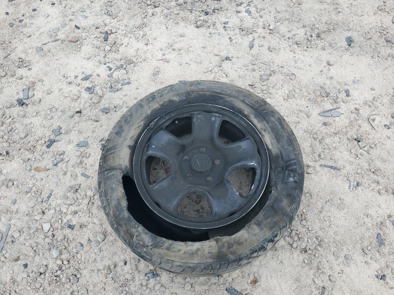 2015 Honda Cr-V Lx VIN: 2HKRM4H32FH600466 Lot: 84442385