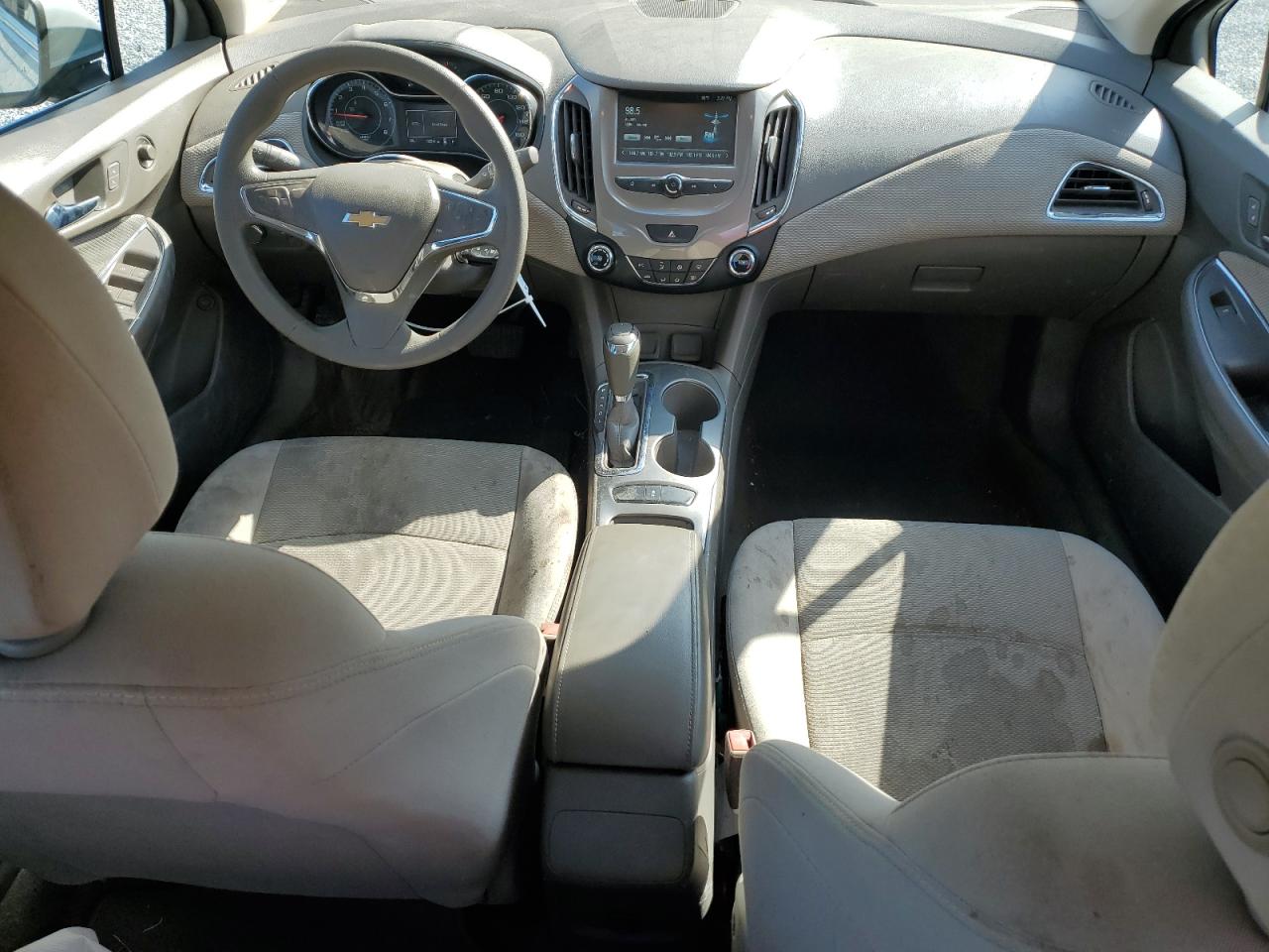 2018 Chevrolet Cruze Lt VIN: 1G1BE5SM5J7237351 Lot: 84643075