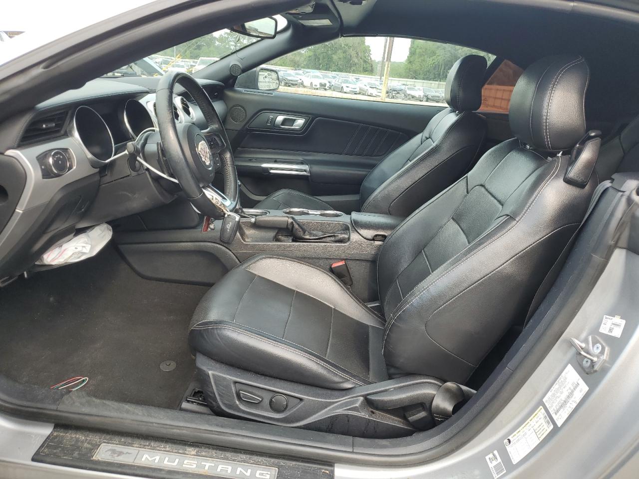 2020 Ford Mustang VIN: 1FATP8UH6L5126092 Lot: 81371405