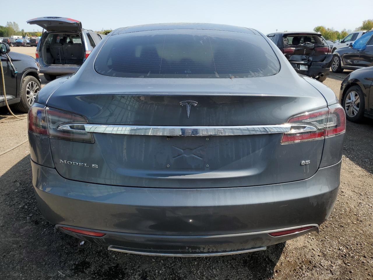 2013 Tesla Model S VIN: 5YJSA1DN9DFP13925 Lot: 71486585
