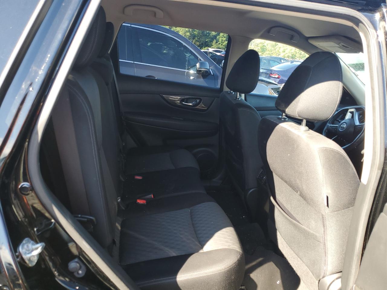 2019 Nissan Rogue S VIN: JN8AT2MV5KW396590 Lot: 70846935