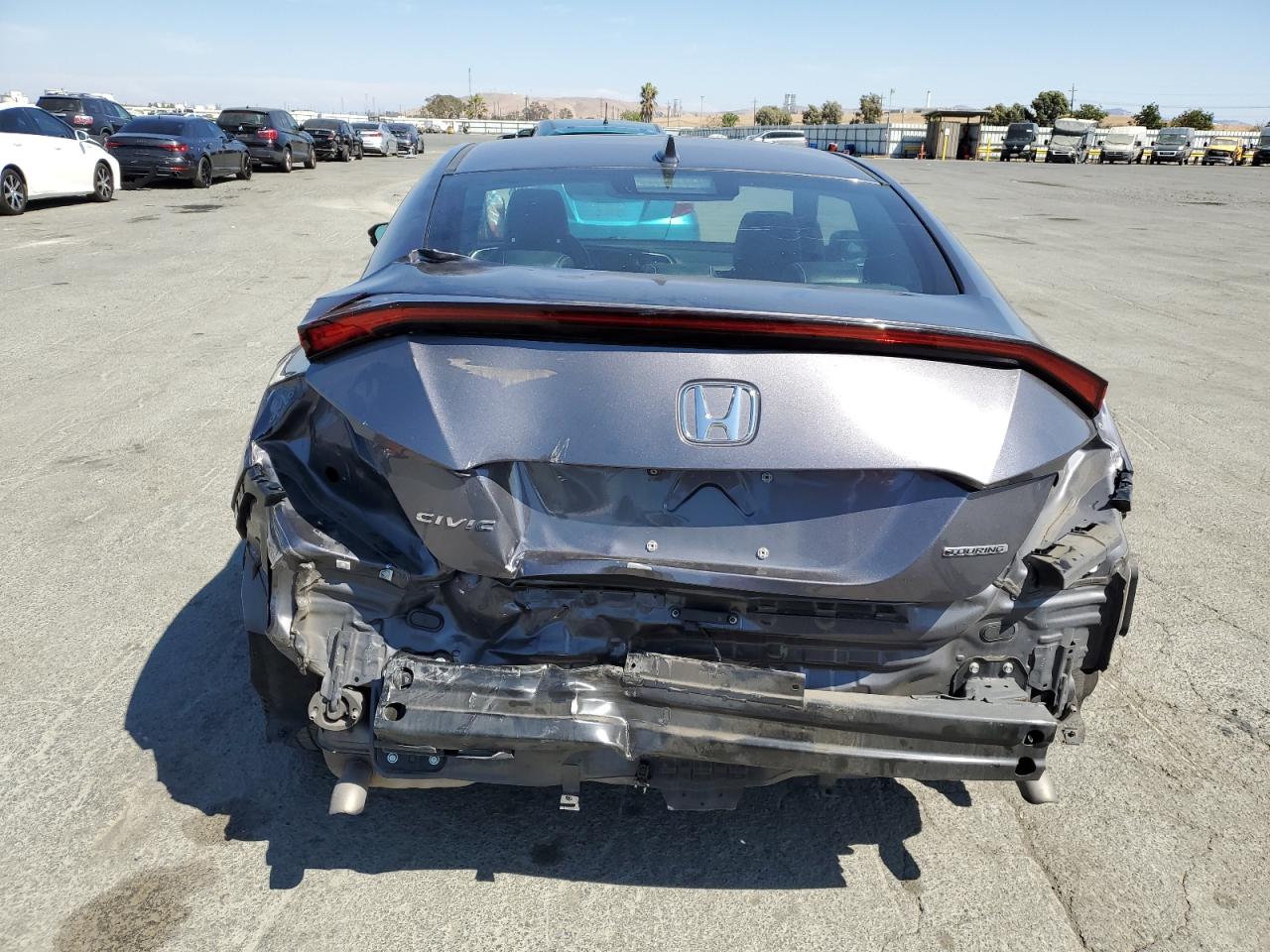 2019 Honda Civic Touring VIN: 2HGFC3B97KH355388 Lot: 71658835