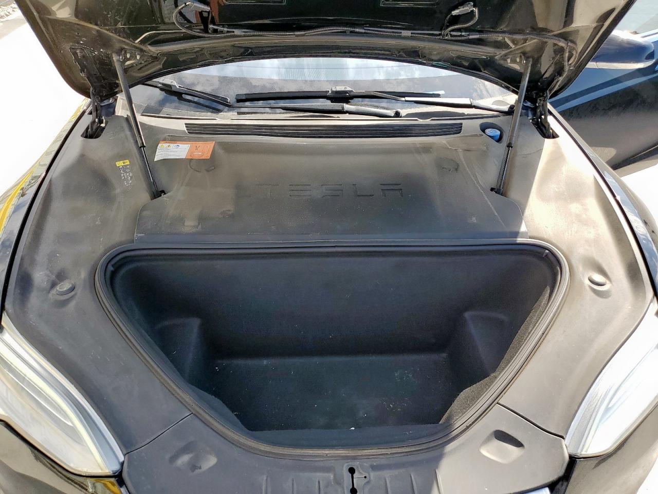 2017 Tesla Model S VIN: 5YJSA1E27HF227883 Lot: 84707605