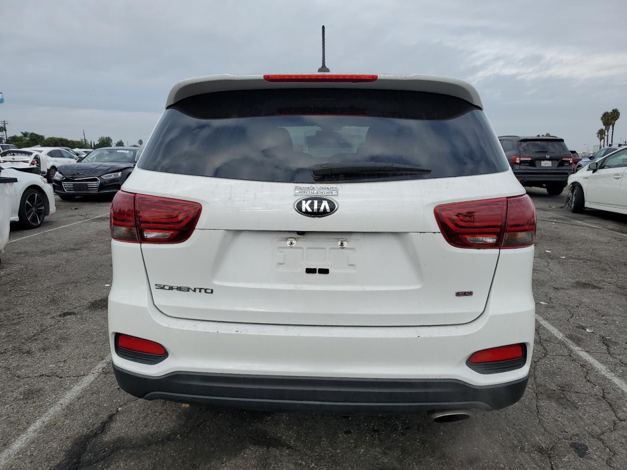 2020 Kia Sorento L VIN: 5XYPG4A33LG711054 Lot: 81516985