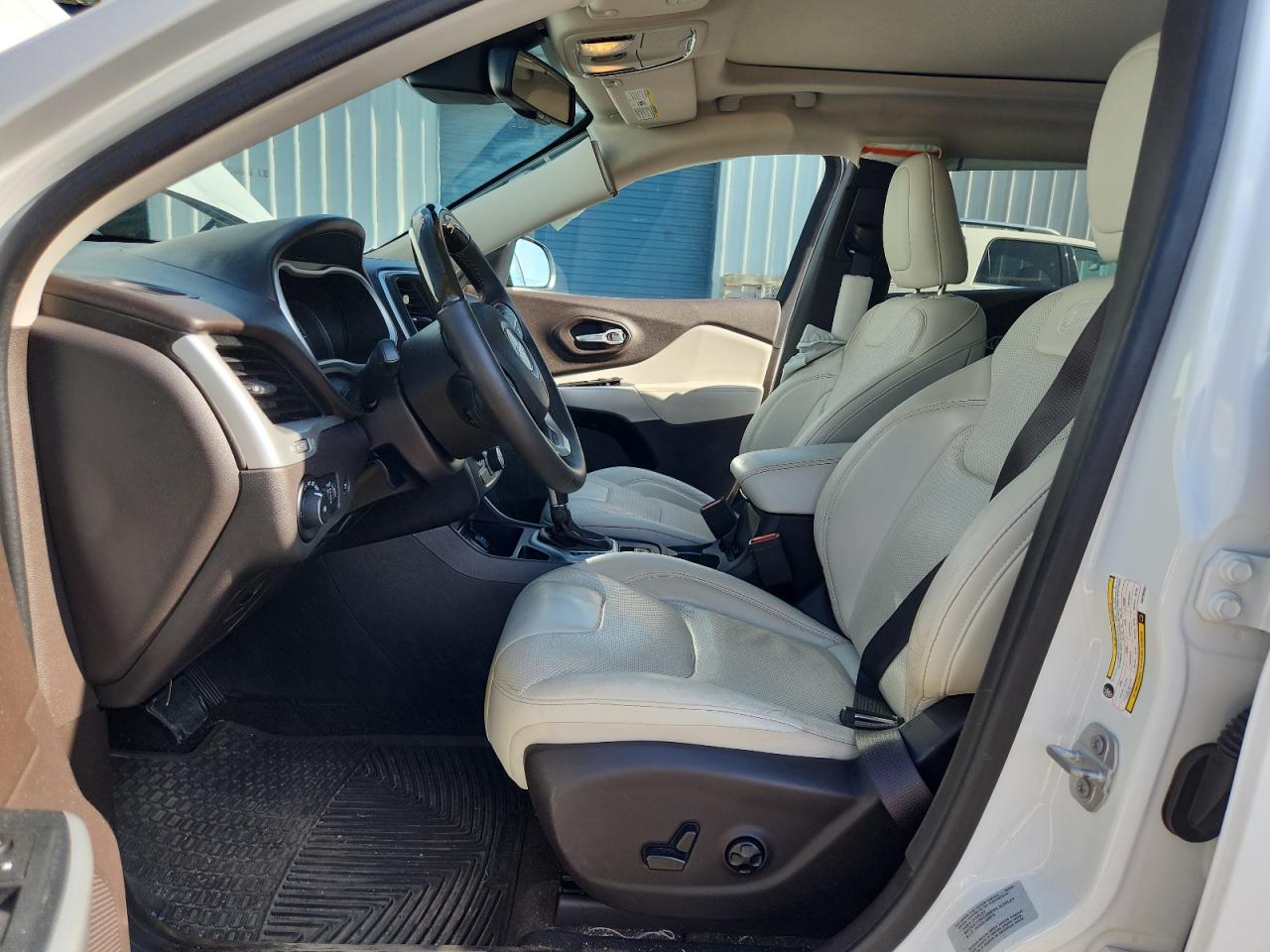 2016 Jeep Cherokee Overland VIN: 1C4PJLJS5GW295097 Lot: 81822245