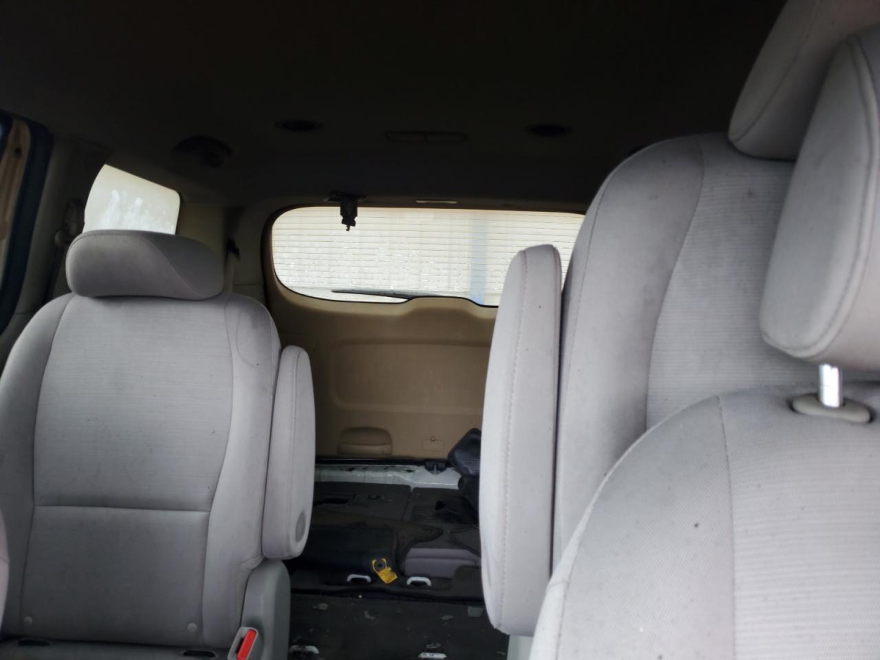 2015 Kia Sedona Lx VIN: KNDMB5C18F6046128 Lot: 70776915