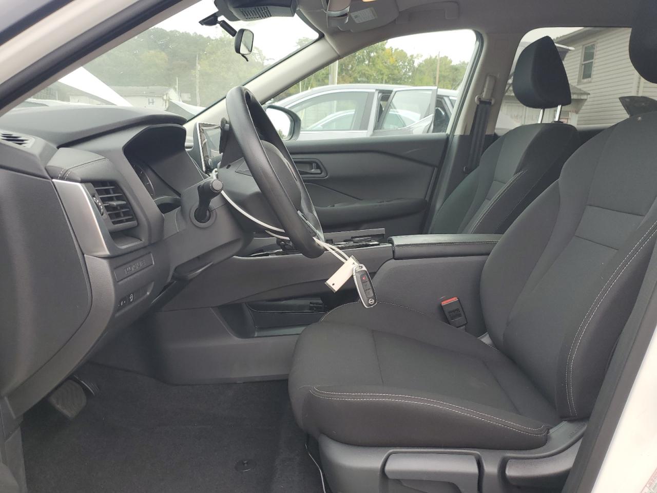 2025 Nissan Rogue S VIN: 5N1BT3AB1SC805729 Lot: 83785735