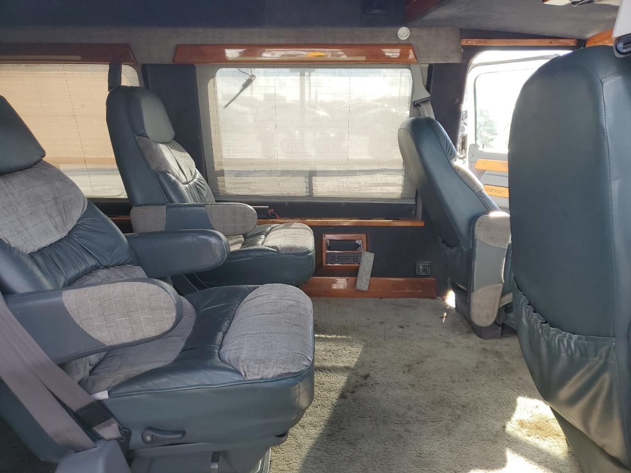 1995 GMC Rally Wagon / Van G2500 VIN: 1GDEG25K3SF545306 Lot: 80160035