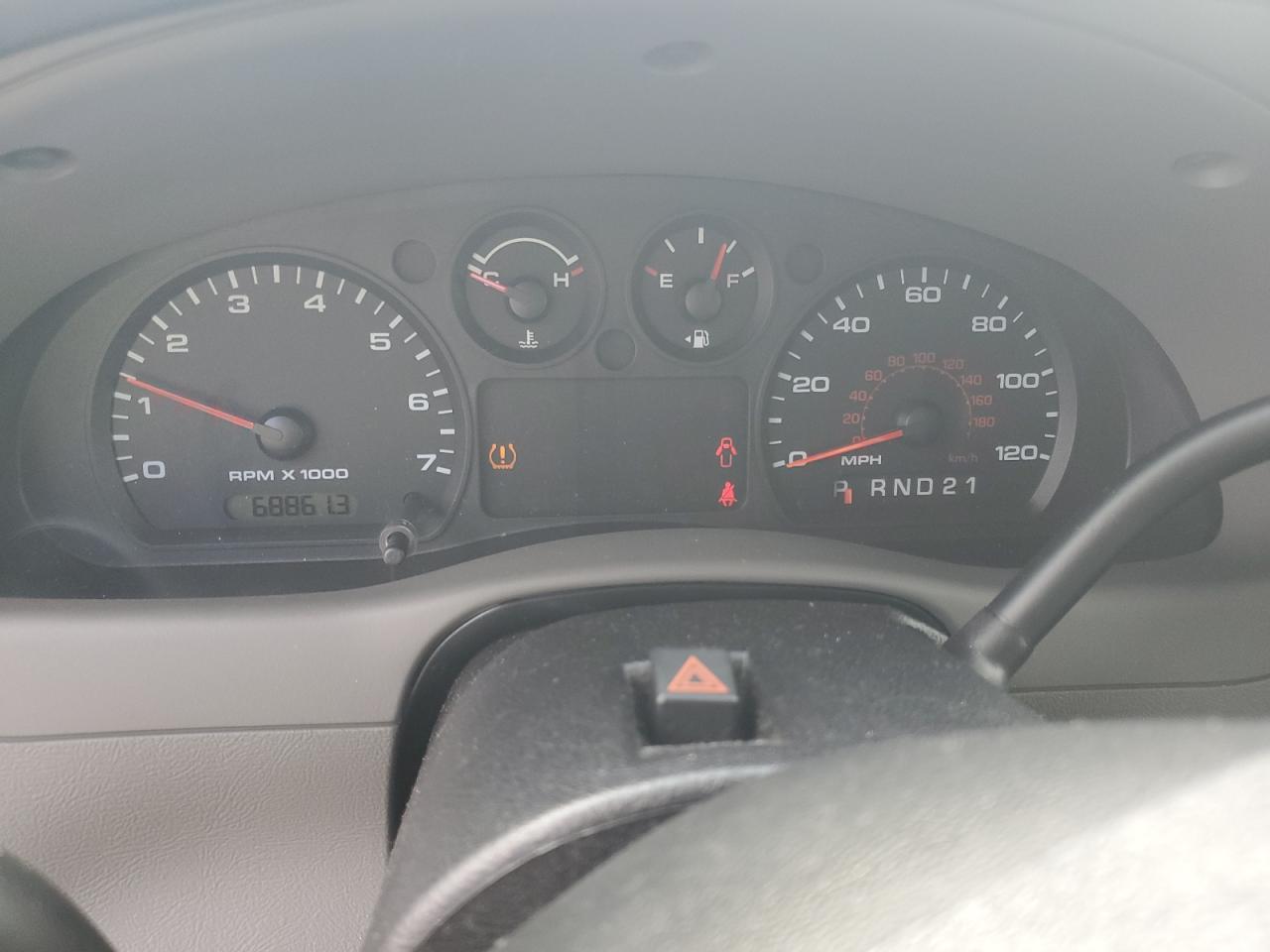 2011 Ford Ranger Super Cab VIN: 1FTKR4EE5BPA84756 Lot: 84753945