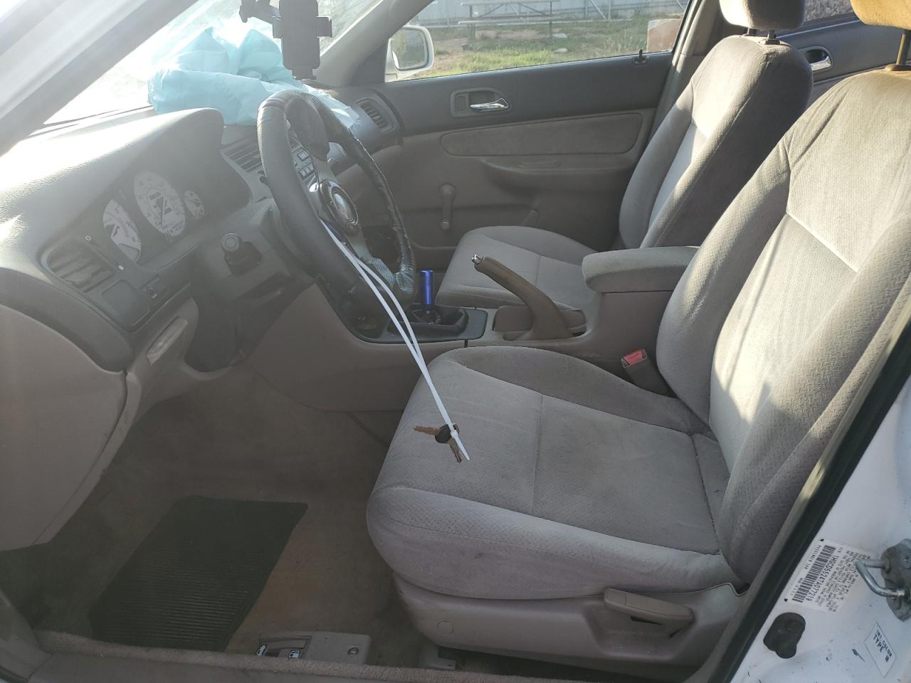 1996 Honda Accord Dx VIN: 1HGCD5524TA077219 Lot: 81570715