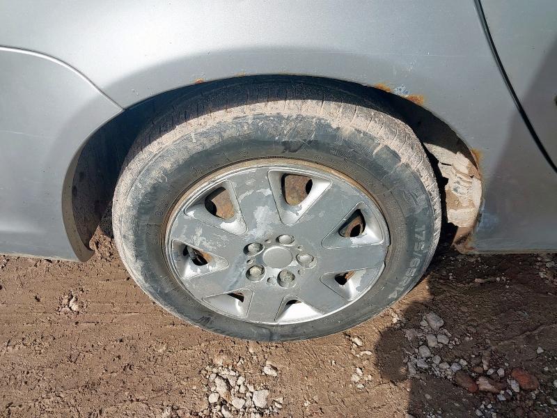 2004 PEUGEOT 206 SW S 