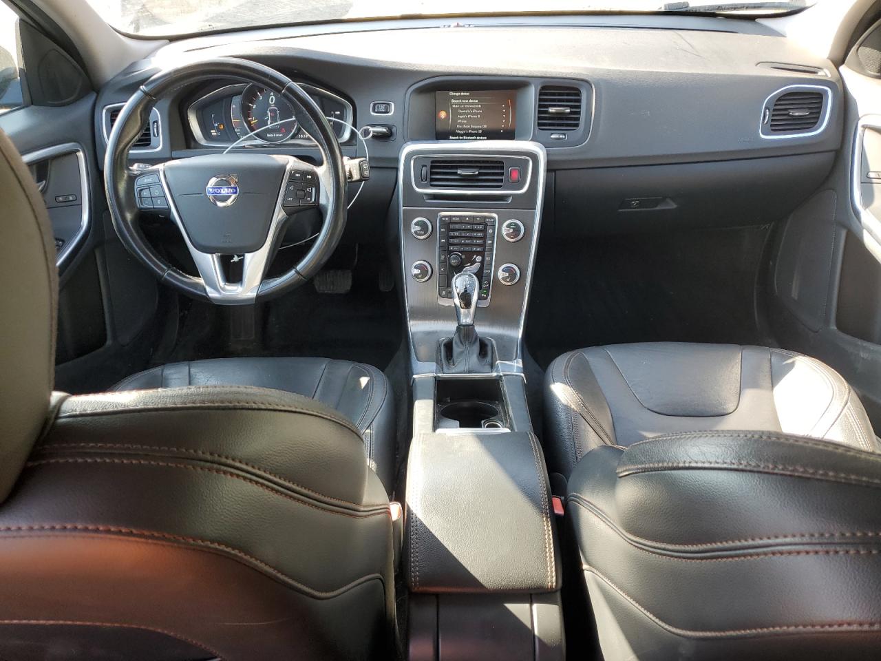 2016 Volvo V60 Cross Country Premier VIN: YV4612HK2G1003766 Lot: 70986855