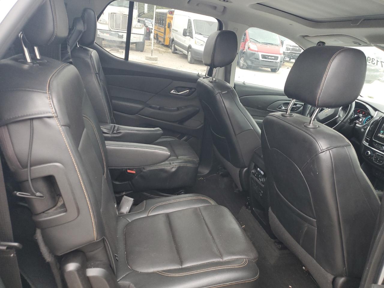 2018 Chevrolet Traverse Premier VIN: 1GNERKKW9JJ100786 Lot: 71393895