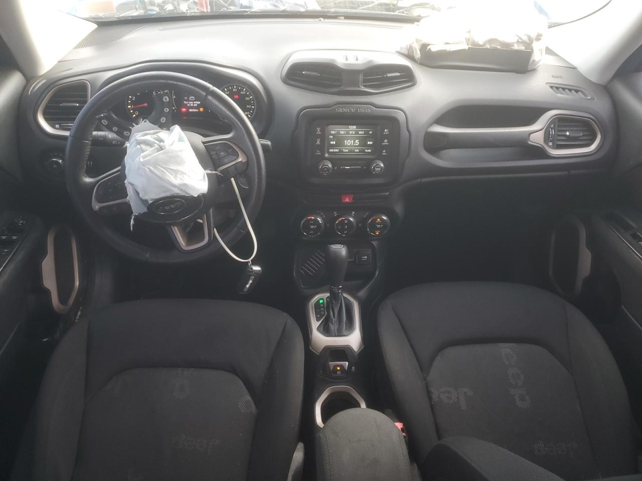 2015 Jeep Renegade Latitude VIN: ZACCJABT9FPB82890 Lot: 84622245