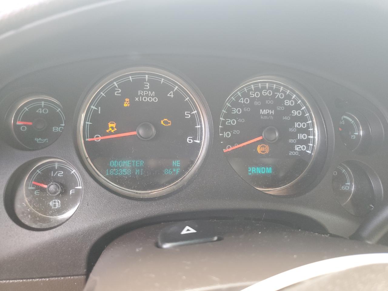 2014 GMC Yukon Denali VIN: 1GKS2EEF4ER228717 Lot: 70001405