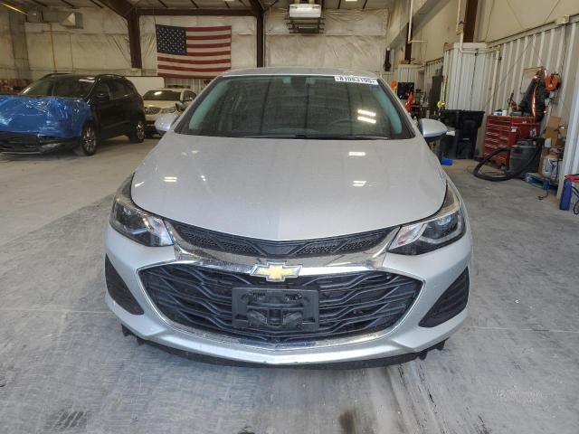  CHEVROLET CRUZE 2019 Srebrny