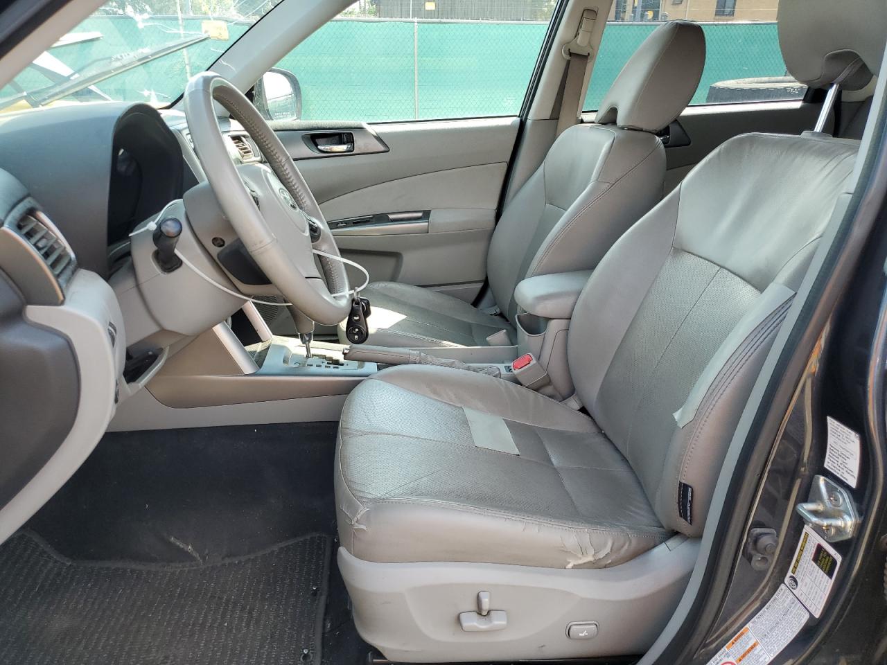 2011 Subaru Forester Touring VIN: JF2SHGGC7BH725207 Lot: 81284565