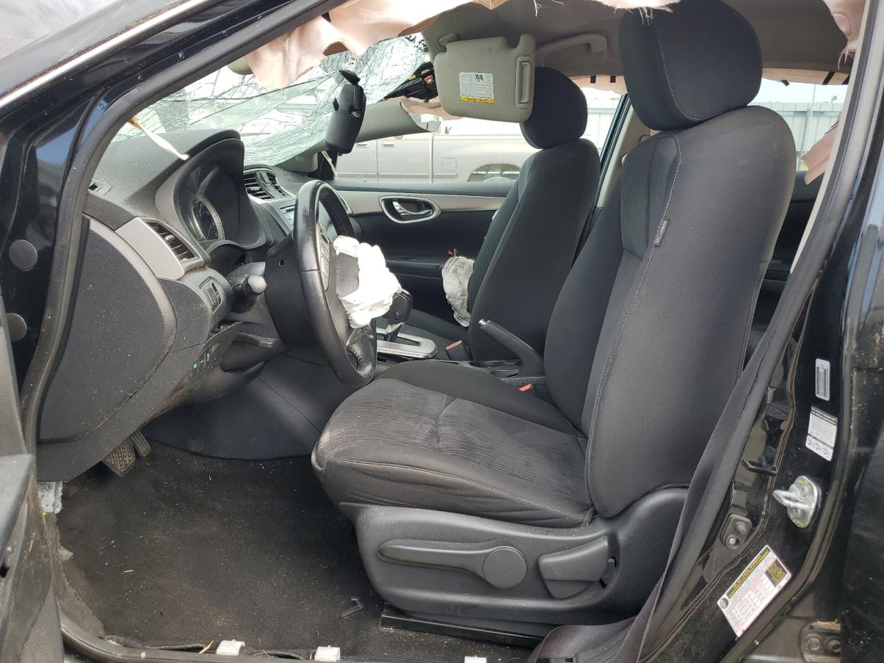 2015 Nissan Sentra S VIN: 3N1AB7AP4FL661564 Lot: 80936155