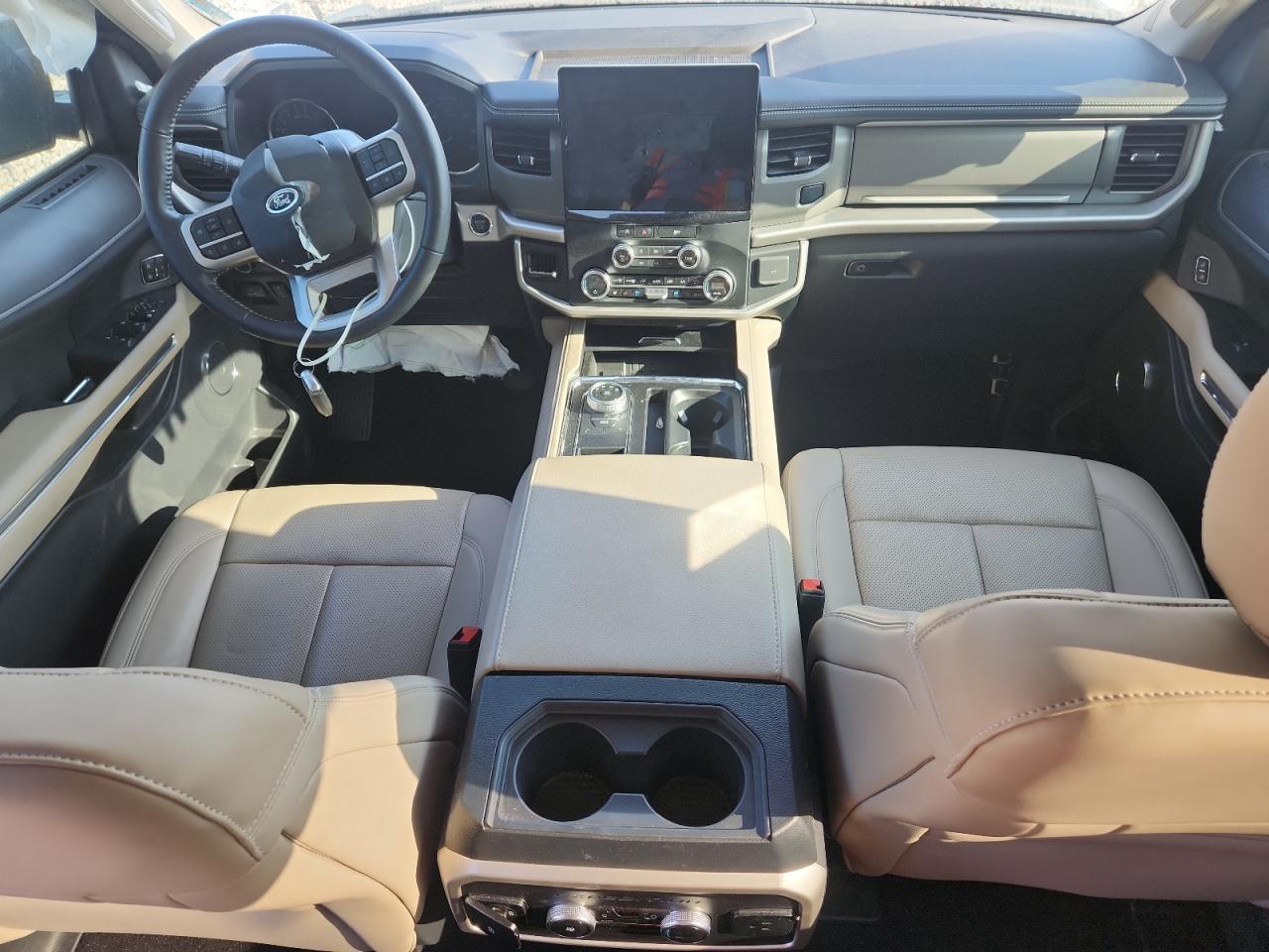 2023 Ford Expedition Xlt VIN: 1FMJU1H88PEA62070 Lot: 80330675