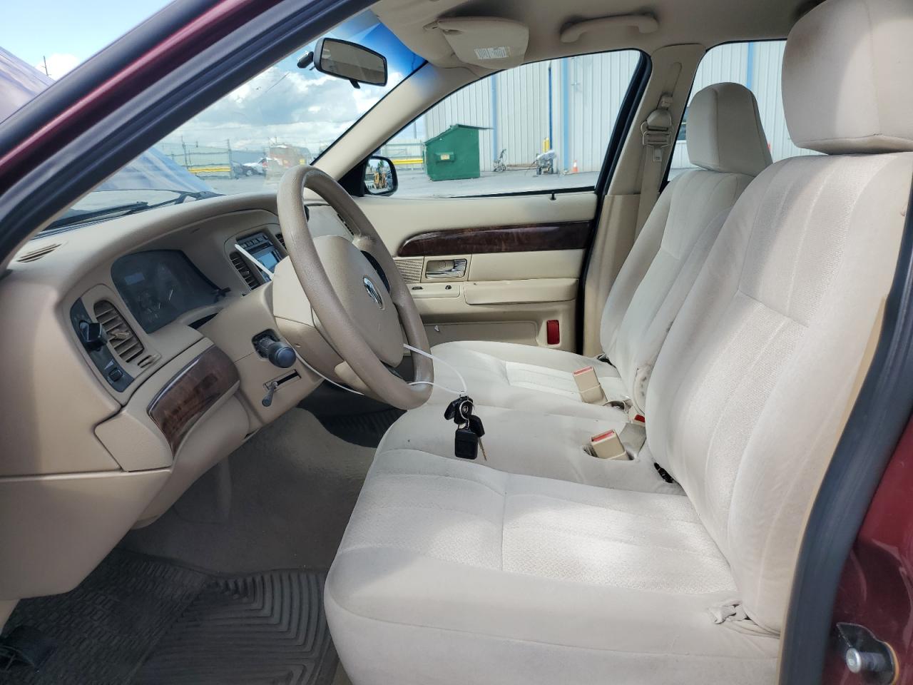 2008 Mercury Grand Marquis Gs VIN: 2MEFM74V98X604901 Lot: 82152095