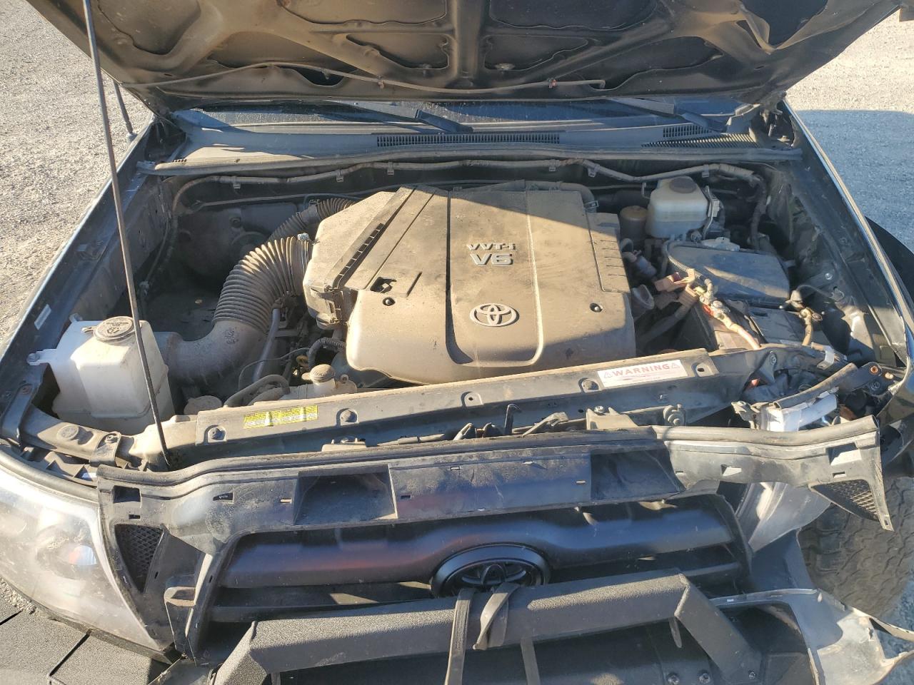 2005 Toyota Tacoma Double Cab VIN: 5TELU42N45Z117945 Lot: 81331085