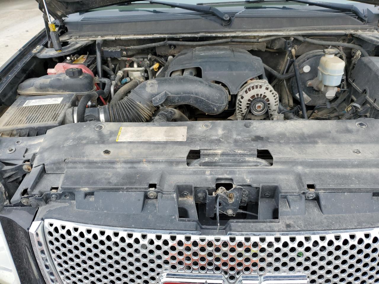 2007 GMC Yukon Xl Denali VIN: 1GKFK66857J311291 Lot: 84000925