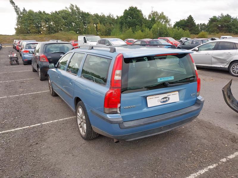 2003 VOLVO V70 D5 SE