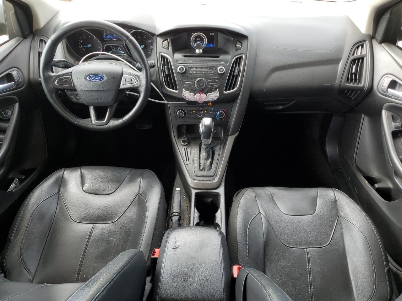 2015 Ford Focus Se VIN: 1FADP3K27FL300337 Lot: 81789875