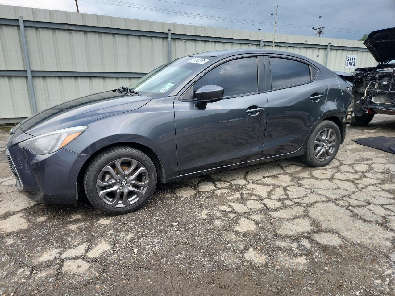 2019 Toyota Yaris L