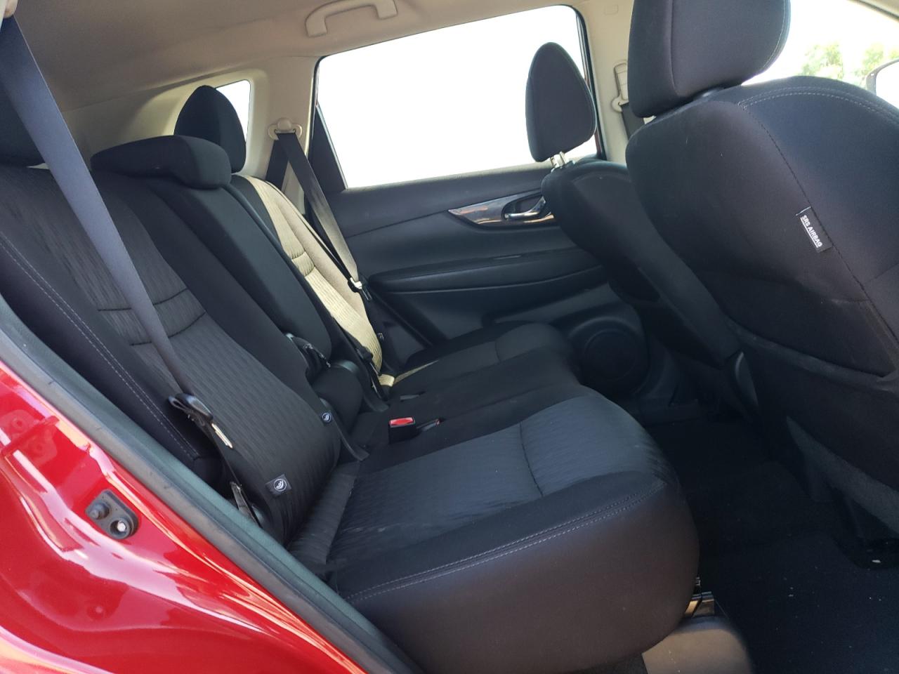 2017 Nissan Rogue S VIN: 5N1AT2MT9HC866913 Lot: 84031915