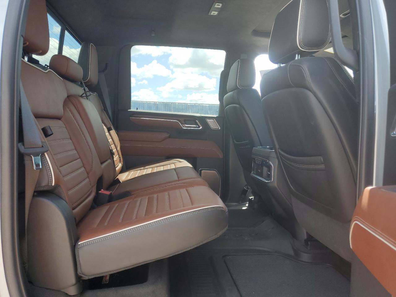 2024 GMC Sierra K2500 Denali Ultimate VIN: 1GT49XEY2RF251613 Lot: 83760115