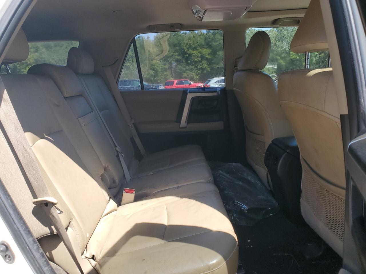 2011 Toyota 4Runner Sr5 VIN: JTEZU5JR5B5032045 Lot: 70864985