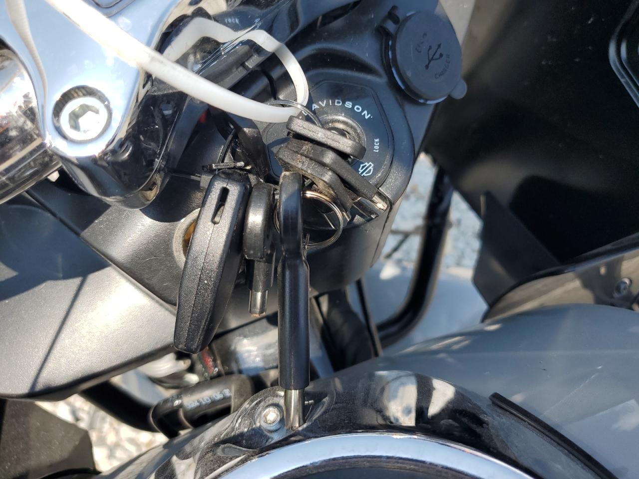 2024 Harley-Davidson Fltrx VIN: 1HD1KH718RB620655 Lot: 80366405