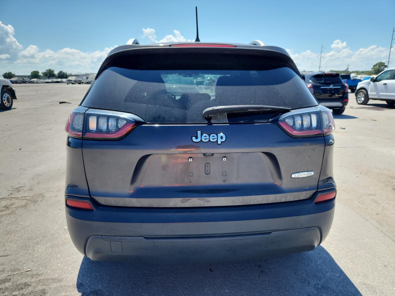2019 Jeep Cherokee Latitude Plus VIN: 1C4PJLLB9KD184196 Lot: 80823445