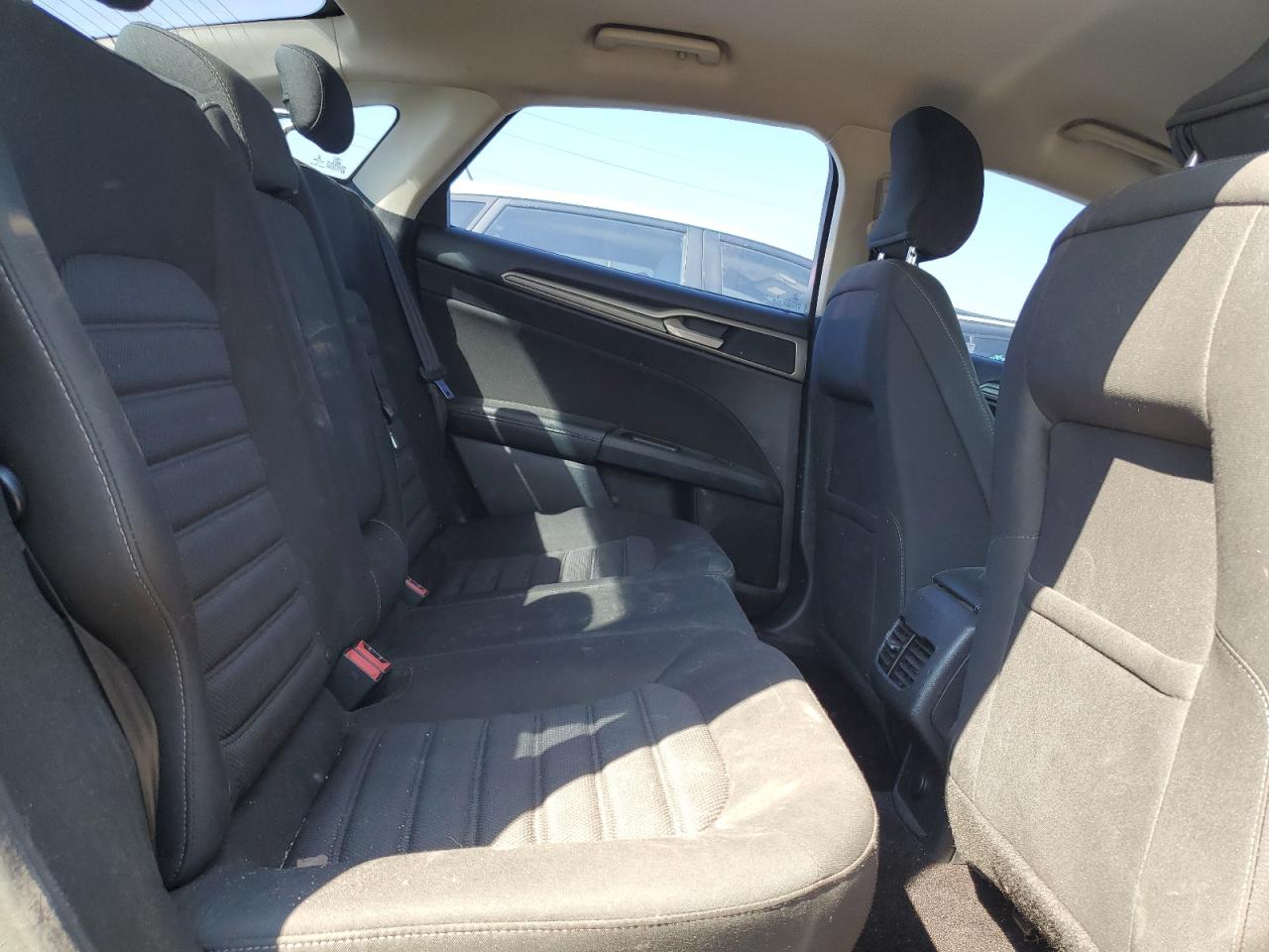 2017 Ford Fusion Se VIN: 3FA6P0HD3HR365416 Lot: 80495425